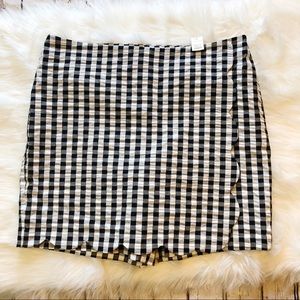 Talbots NWT Black & White Gingham Skort Size 12